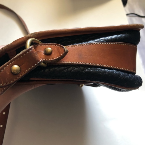 SALE Dooney & Bourke Purse - Picture 11 of 15